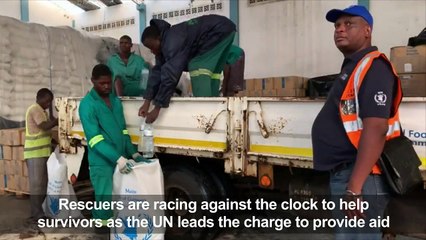 WFP distributes food after a cyclone smashed into Mozambique