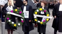 Mons: les magistrats dans la rue pour manifester