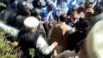 - İslamabad'da Polis Ve Parti Çalışanları Arasında Arbede