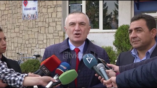 Meta gati te jap jeten per te zgjidhur krizen