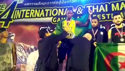 Campeão mundial de Muay Thai na Tailândia retorna a Cascavel