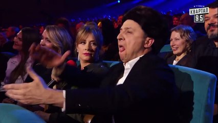 Восемь титек на сцене - Песня MARUV глазами зрителей - Новый Вечерний Квартал 2019