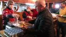 Kızılay Acıpayam deprem bölgesinde 2 bin kişiye yemek dağıttı