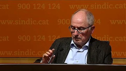 El defensor del pueblo catalán recomienda a Torra quitar los lazos