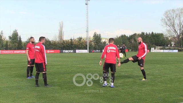 RTV Ora - Sezoni 2019-2020, FSHF prezanton fanellat e kombëtares