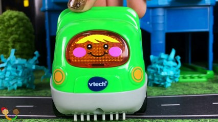 Story Mickey Mouse and the City Vehicles, fire truck, garbage truck, tow truck, police car