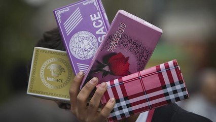 With Persian new year around the corner, many Iranians struggle to finance the festivities