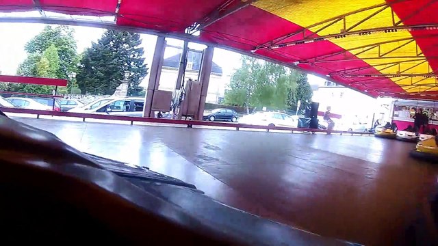 Auto-Skooter LES REVERCH CARS (Onride)(3) - Fête Foraine Bellac 2017