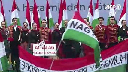 Rauswurf oder nicht? Immer Ärger mit Orbán