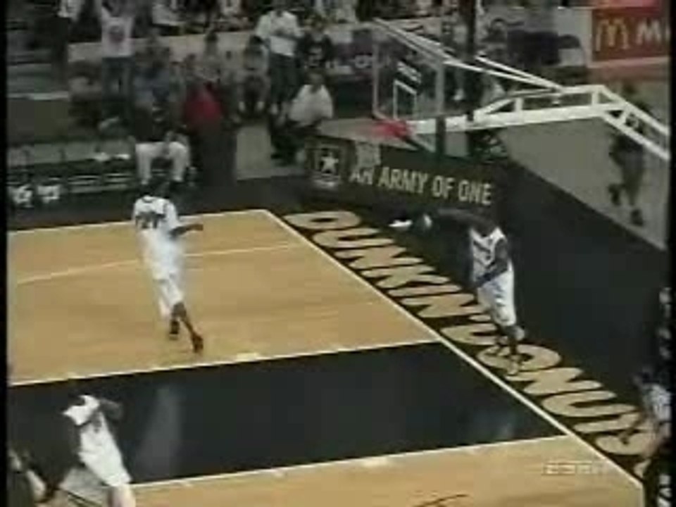 Dunk avec rebond