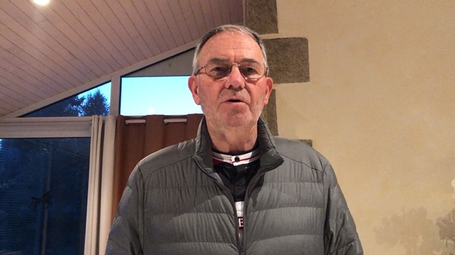 Quand Marcel Le Douche chante en breton pour encourager En Avant de Guingamp