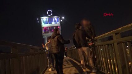 Bursa İntihar Etmek İçin Üst Geçide Çıktı, Yükseklik Korkusu Olduğu İçin Bayıldı