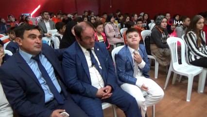 - Down Sendromulu gencin davul şovu