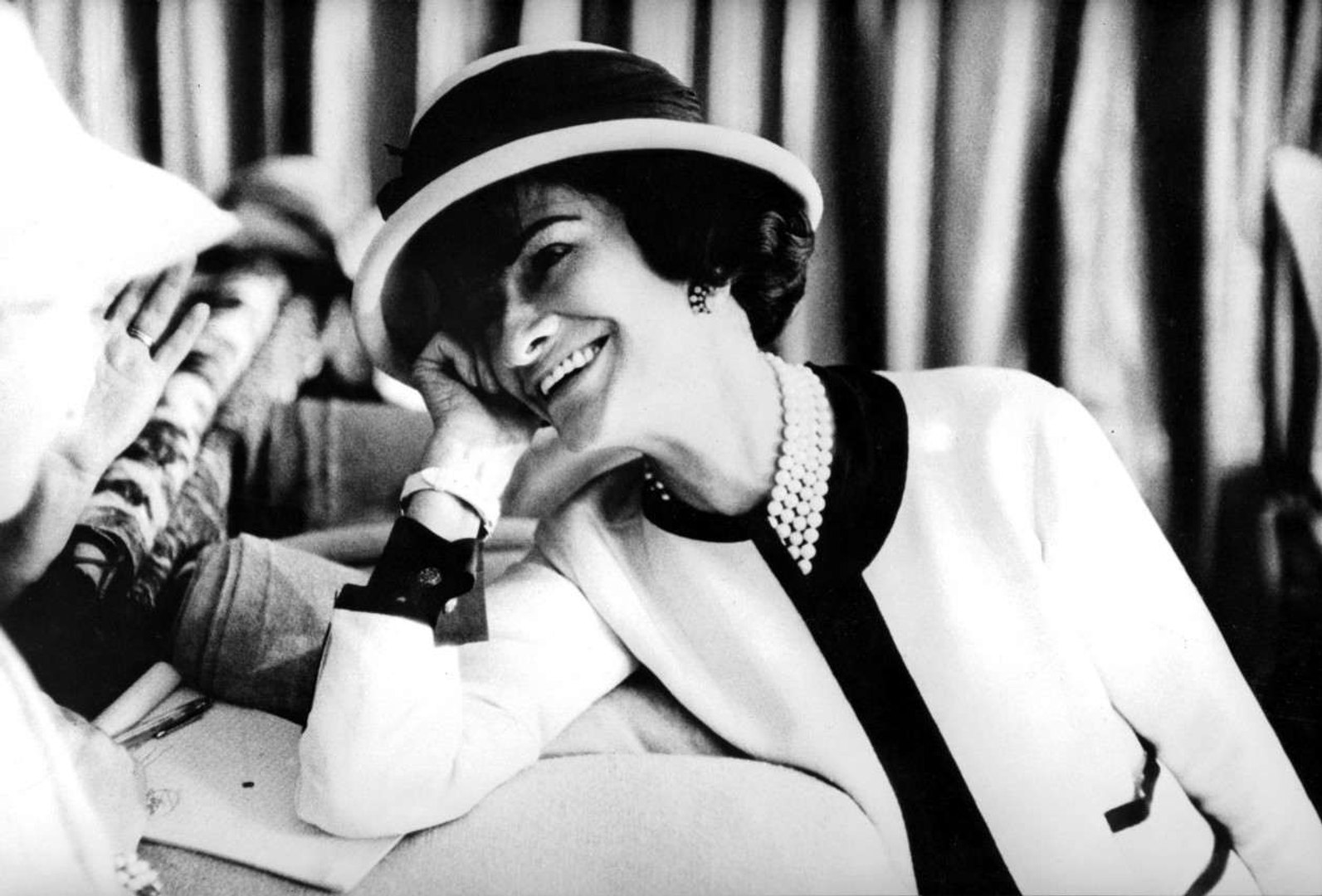 8 Fakten, die du nicht über Coco Chanel weißt - video Dailymotion