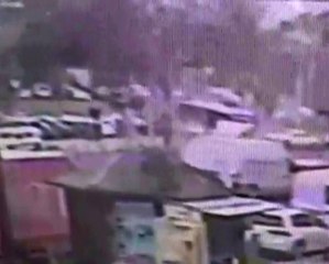 Beyazıt'taki Otobüs Kazası Dehşeti Kamerada