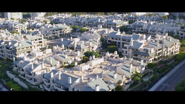 Michael Jackson : Leaving Neverland James Safechuck Du porno et des bonbons