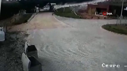 Kontrolden çıkan vinç böyle devrildi: 1 ölü