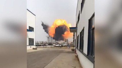 中 장쑤 화학공단 큰 폭발...6명 사망·100여 명 부상 / YTN