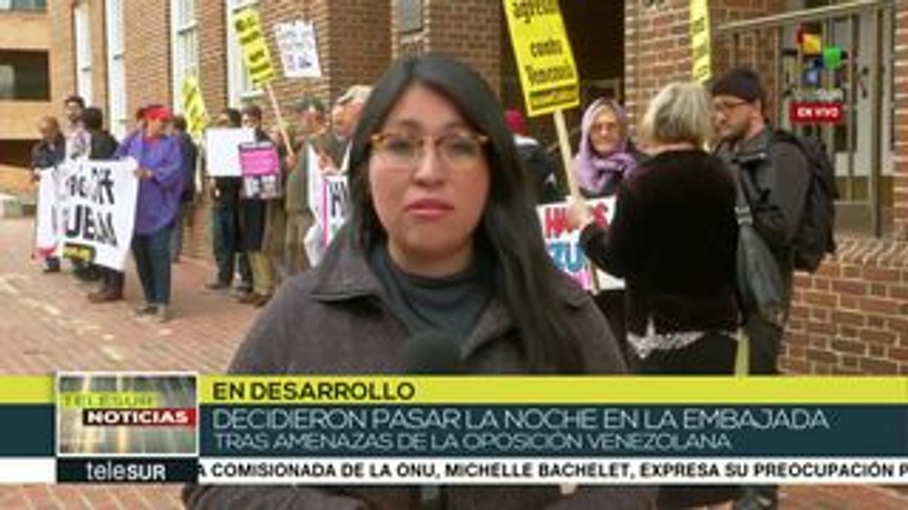 EE.UU.: activistas defienden embajada de Venezuela en Washington