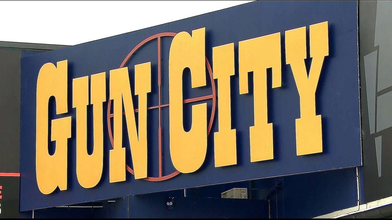 New Zealand bans assault weapons after mosque massacre