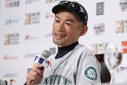 Ichiro Suzuki Announces Retirement From Major League Baseball