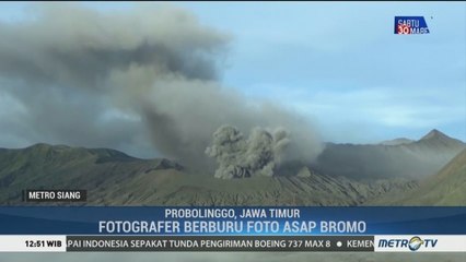 Berburu Foto Asap Vulkanik Gunung Bromo