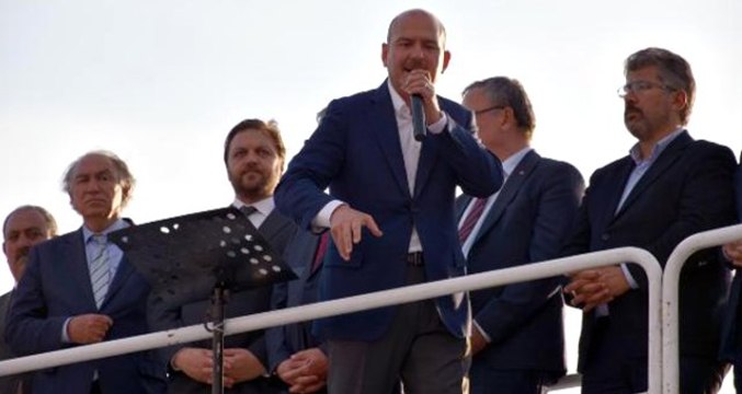Bakan Soylu Seçmene Böyle Seslendi: Ne Olursunuz Bizi Zayıf Düşürmeyin, Bu Seçim Ders Verme Seçimi Değil!