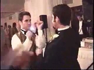 JJBWorks presents Wedding Twist