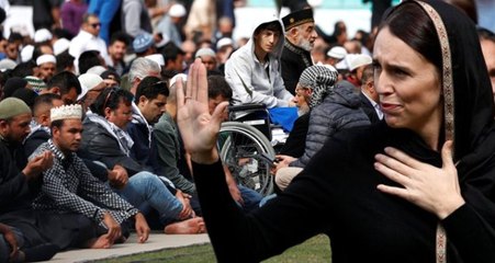 Cami Katliamı Sonrası İlk Cuma: Canlı Yayınlandı, Başbakan Hadisle Konuşmasına Başladı