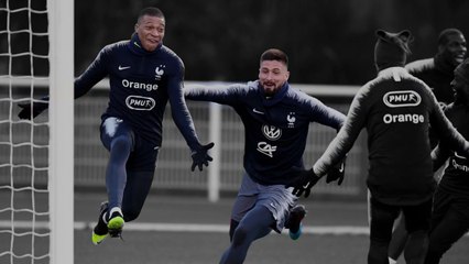 Mbappé ou Giroud, quelle pointe pour les Bleus ?