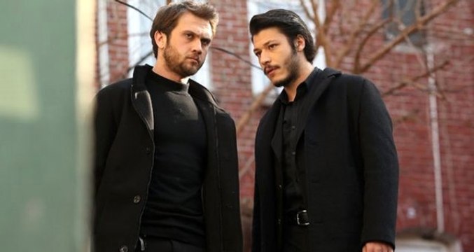 Aras Bulut İynemli, Çukur'un Sezon Finali Tarihini Açıkladı