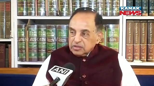 Priyanka Gandhi Is Suffering From Bi-Polar Disorder Subramanian Swamy