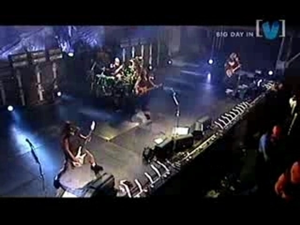 Metallica - For Whom The Bell Tolls (Live Big Day Out 2004)