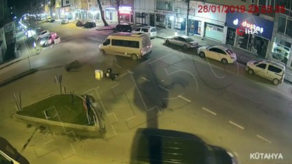 Aşırı hız ve dikkatsizlik sonucu meydana gelen kazalar kameralarda