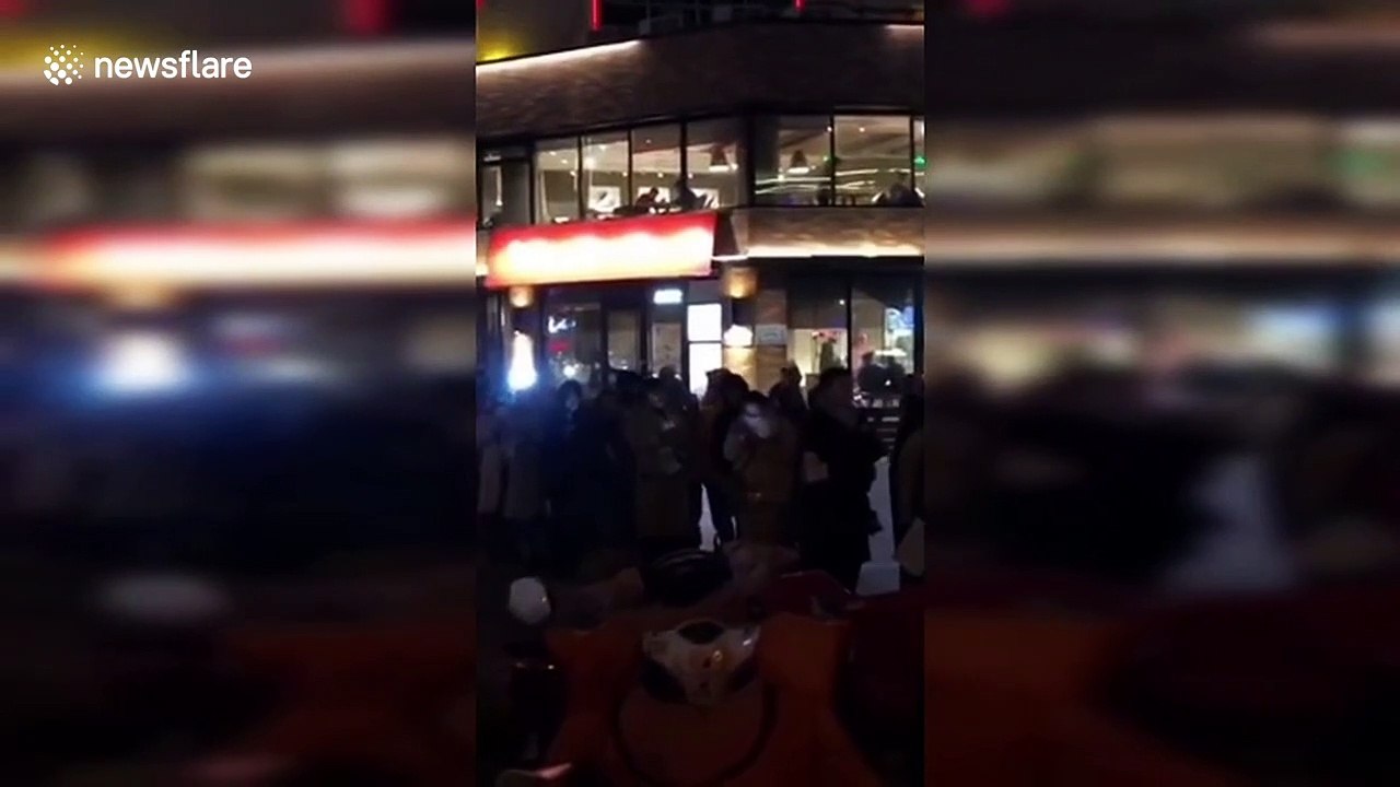 Hundreds queue overnight to donate blood for people injured in Jiangsu chemical factory explosion