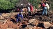 - BM: 'Güney Afrika'da 437 Kişi Kasırgada Hayatını Kaybetti'