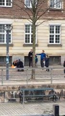 Yine İslam'ı hedef aldılar! Danimarkalı ırkçı lider Kur'an yaktı