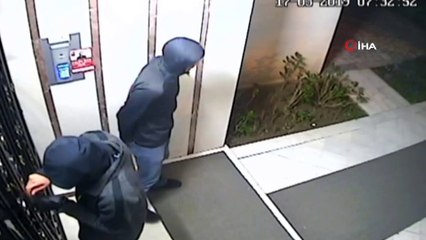 İlhan Şeşen'in evini soyan hırsızlar kamerada