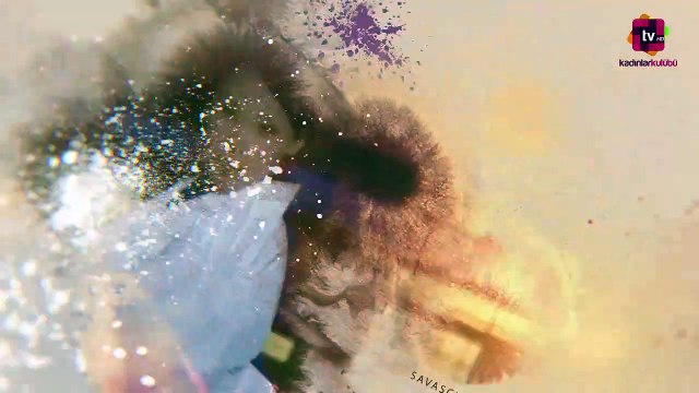 Gece Yarısı Sokakta Tek Başına Bir Kız