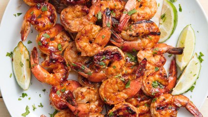 This Sweet & Spicy Grilled Shrimp Is The Perfect Quick Dinner