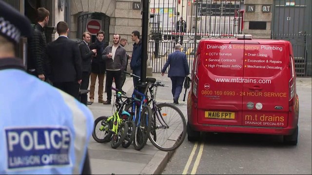 SNP’s Blackford heckled by pro-Brexit protesters