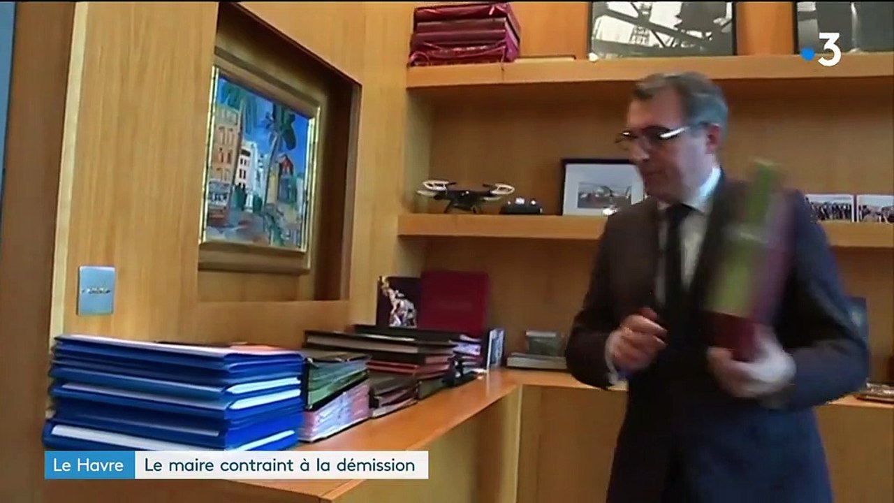 Le Havre : le maire, Luc Lemonnier, démissionne après des accusations d'envoi de photos à caractère pornographique
