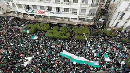 Um mês de protestos contra Abdelaziz Buteflika