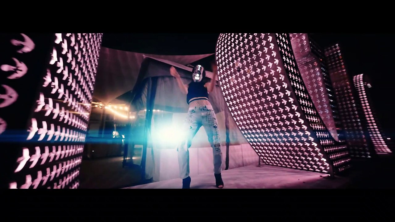 Cliff Neptune - Bring It To The Floor (Prod. By Vinny Venditto) (Official Music Video)
