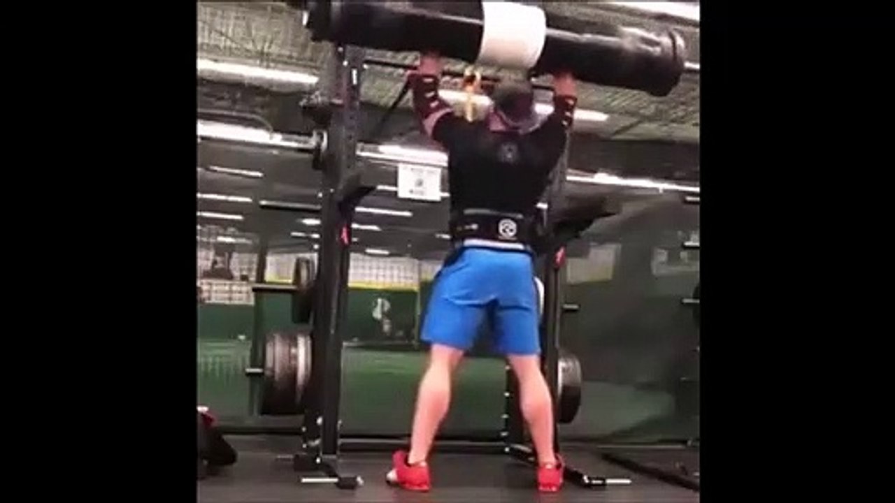 Ce bodybuilder ne va pas se remettre de cette séance de sport...