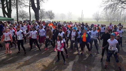Une séance de Zumba avant le départ de la Néo Rose à Neufchâteau
