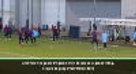 Man City momentum an advantage in title race - Kuyt