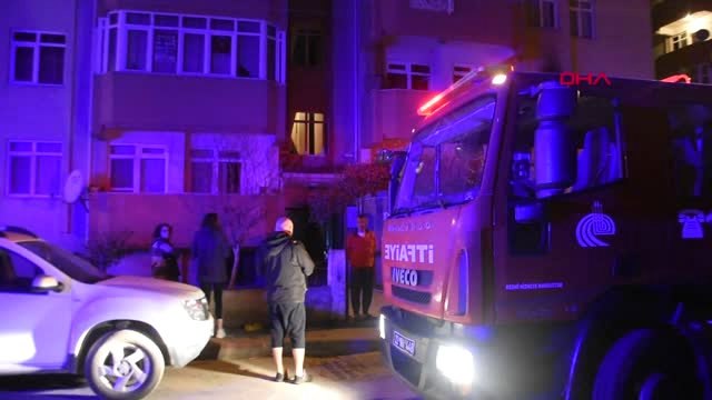 Öğrenci Evinde Yangın Çıktı: 5 Öğrenci Dumandan Etkilendi