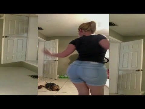 رقص الفتاة البيضاء على اغنية ريفية روعة - Music rif & Izran l Amazigh