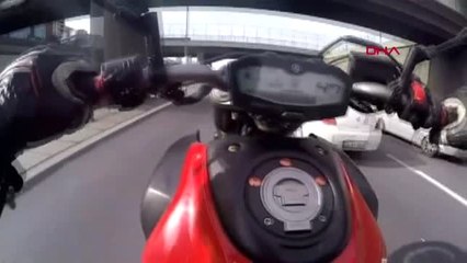 Motosikletli Trafik Magandasının Tem'de Tehlikeli Hareketleri